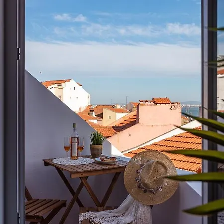 On/set Alfama - Cinema