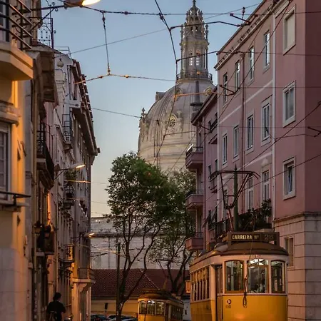 On/set Alfama - Cinema Apartment Lisbon