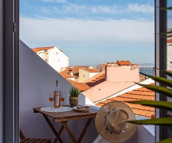 On/set Alfama - Cinema